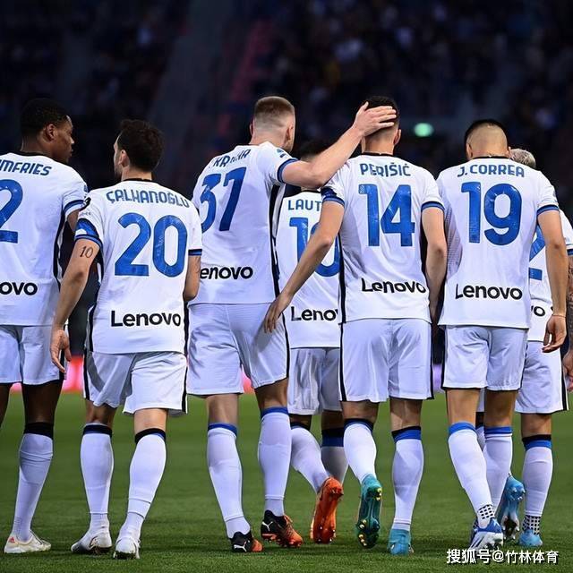 新西兰篮球队击败澳大利亚赢得国际比赛