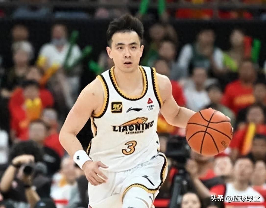 上海申鑫客场遭遇不利，需调整战术的简单介绍