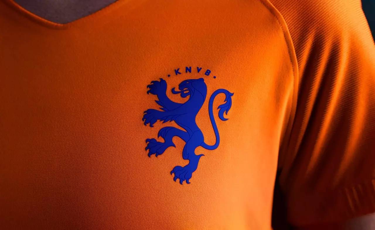 阿姆斯特丹女足冠军赛夺冠热门浮现，展现实力