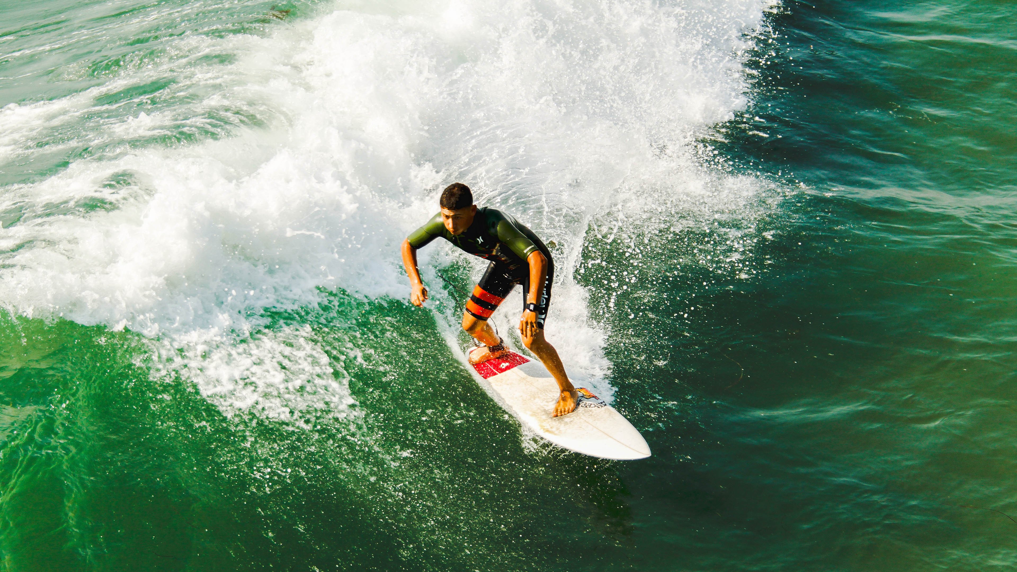 -时光赛场，当保罗在季后赛接管，凯尔特人速胜广东启示了什么？