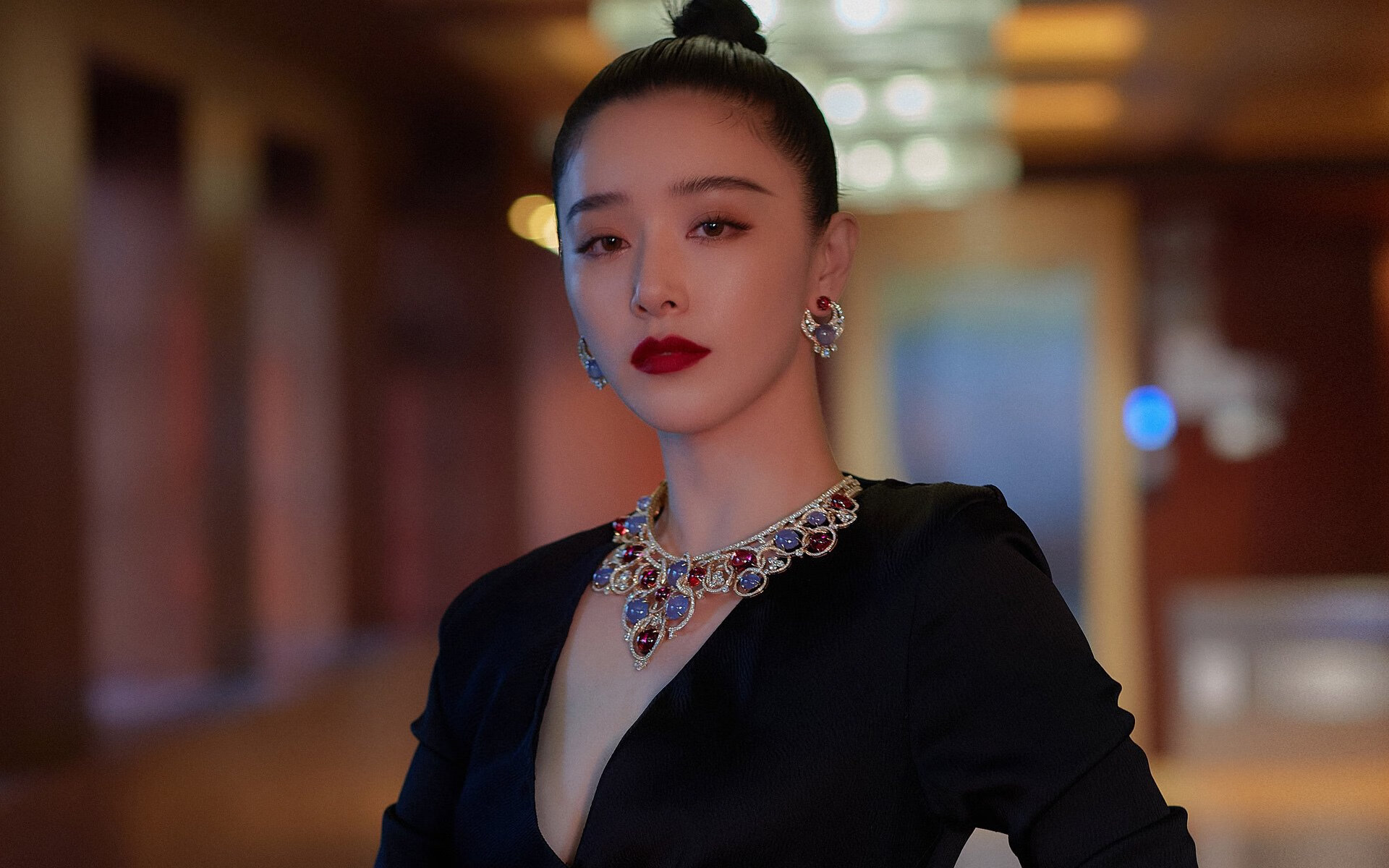 布克45分点燃联合中心，公牛三叉戟掀翻洛杉矶快船